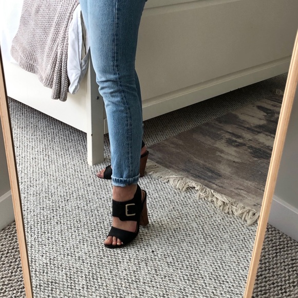 Block Heels - Picture 4 of 6